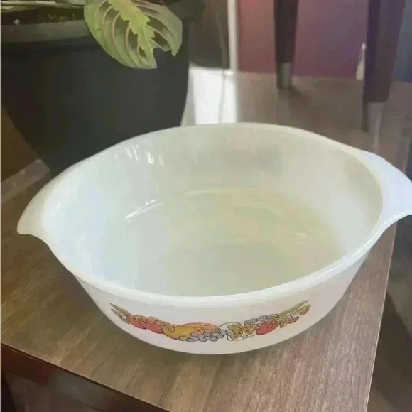 1970s Anchor Hocking Fire King Nature’s Bounty Fruit Harvest  Circle 8.25 Inches - Picture 2 of 6